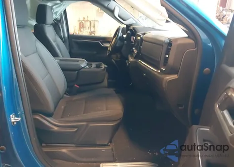 2022 Chevrolet Silverado 1500 4Wd Short Bed Rst from USA, damaged, VIN 1GCUDEED6NZ592313